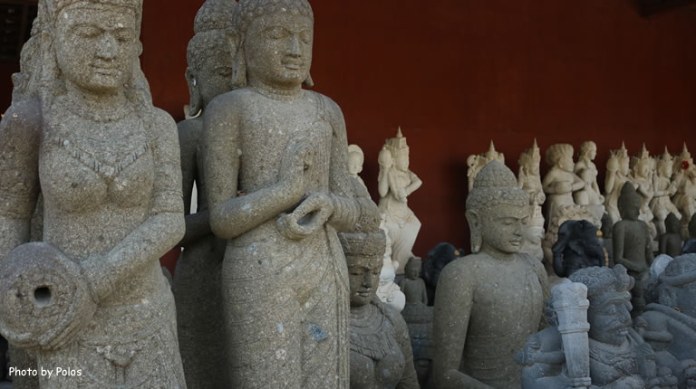 Batubulan Stone Carving Village